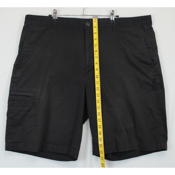 Greg Norman Tasso Elba Cargo Shorts Waist Gripper Golf Wear Men 40 Black Casual - Picture 3 of 13